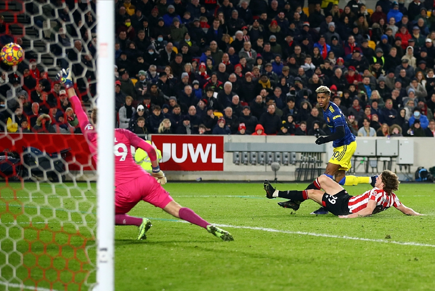  曼联防线失误遭布伦特福德逆转  